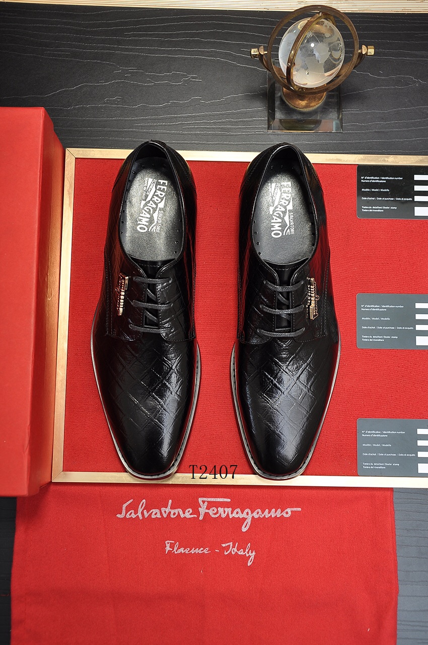 Ferragamo sz38-44 455